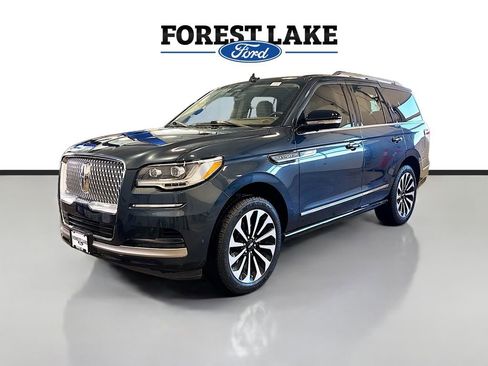 Used 2022 Lincoln Navigator Reserve AWD/4WD image 3