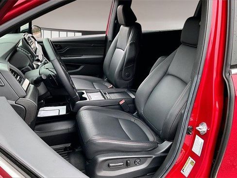 Certified 2025 Honda Odyssey Sport-L image 19