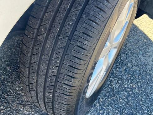 Used 2014 Nissan Murano S image 24