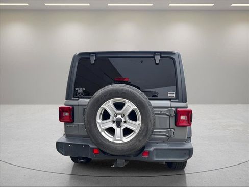 Used 2018 Jeep Wrangler Unlimited Sport S AWD/4WD image 6