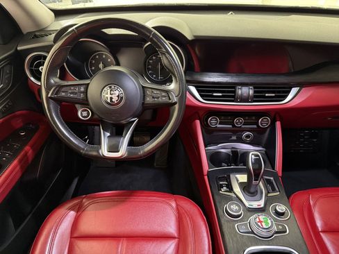Used 2020 Alfa Romeo Stelvio w/ Nero Edizione RWD image 28