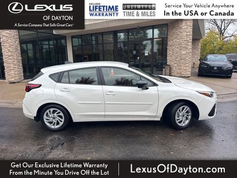 Used 2025 Subaru Impreza 2.0i image 2