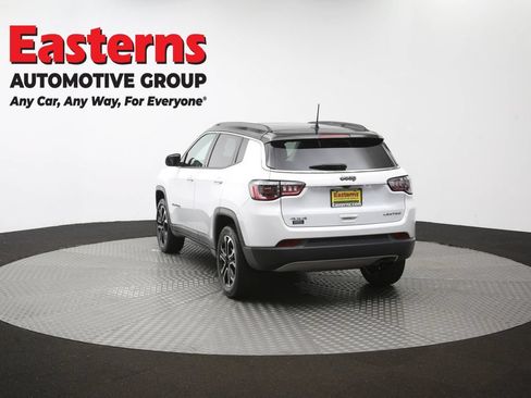 Used 2022 Jeep Compass Limited w/ Sun and Sound Group AWD/4WD image 65