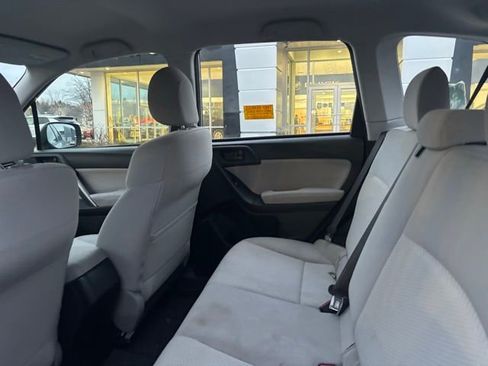 Used 2015 Subaru Forester 2.5i w/ Alloy Wheel Package image 8