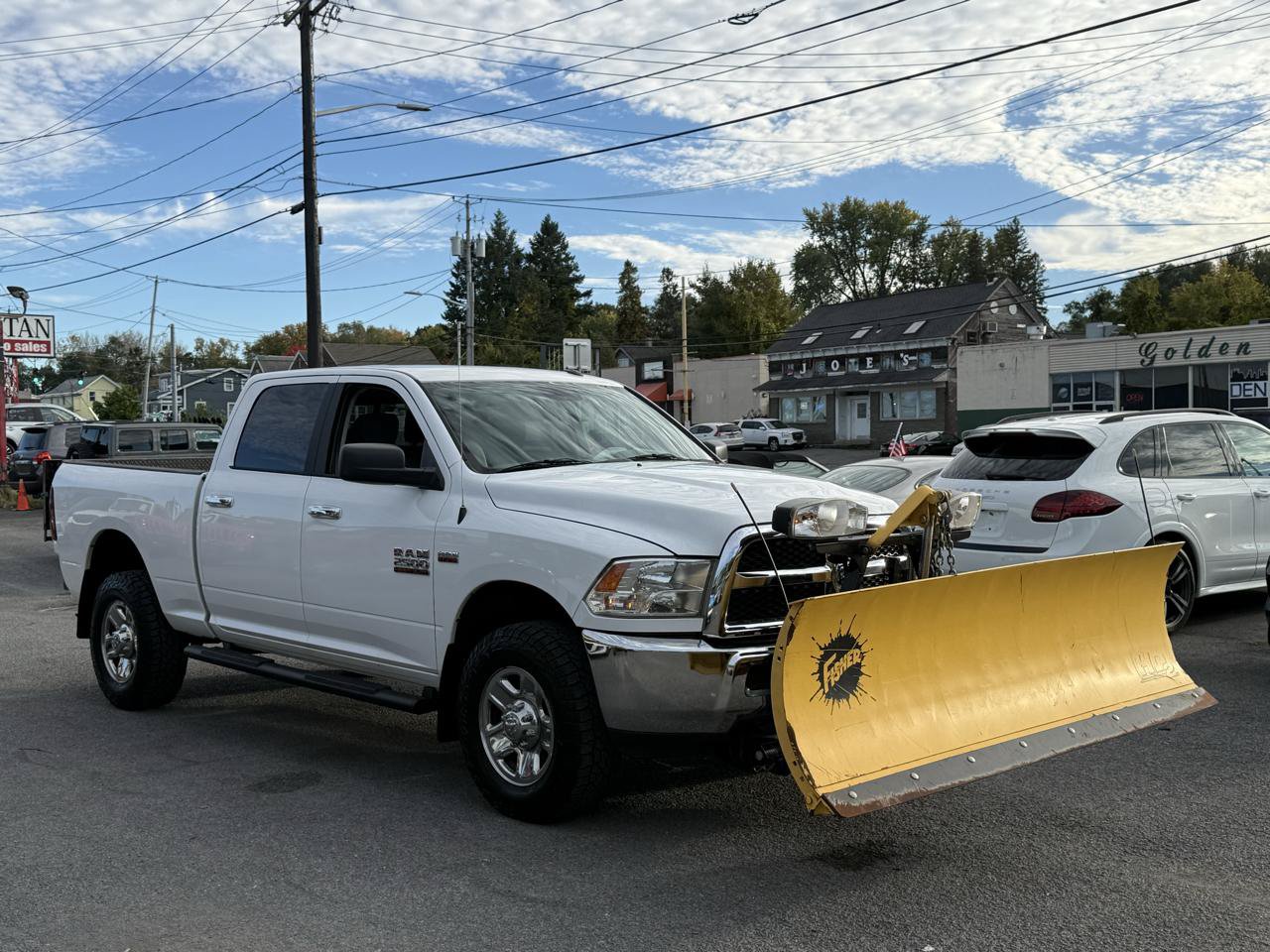Used 2018 RAM 2500 SLT AWD/4WD image 3