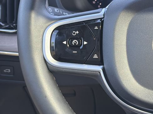 Used 2026 Volvo XC90 B6 Ultra w/ Lounge Package AWD/4WD image 19