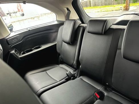 Used 2025 Honda Odyssey Touring image 23
