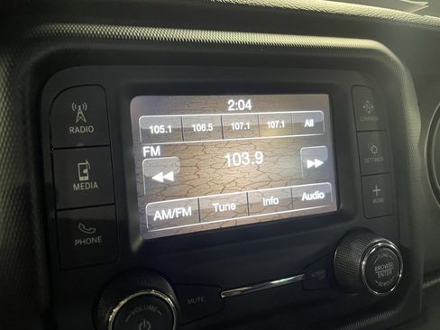 Used 2021 Jeep Wrangler Unlimited Sport image 35