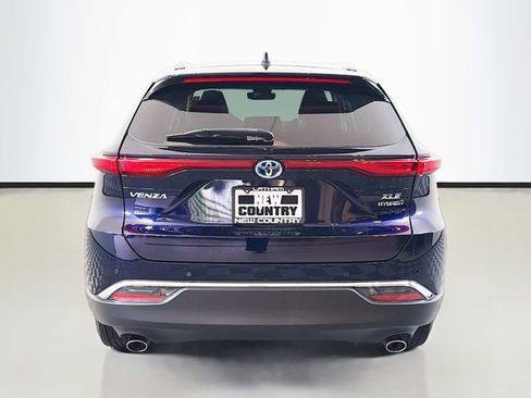 Used 2021 Toyota Venza XLE w/ Softex Package AWD/4WD image 6