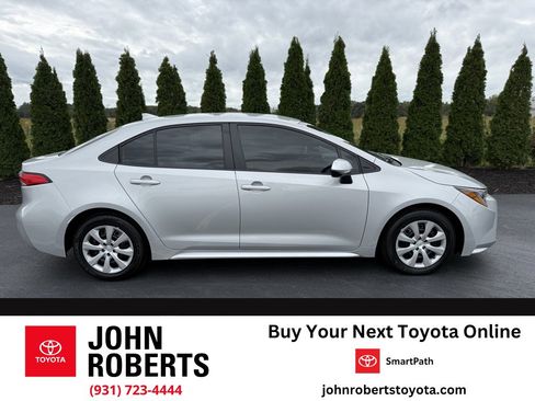 Certified 2024 Toyota Corolla LE image 1