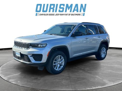 New 2025 Jeep Grand Cherokee Laredo X w/ Luxury Tech Group I image 2