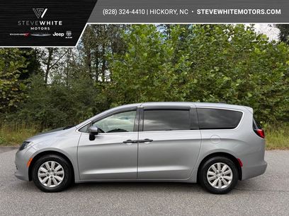 Used 2018 Chrysler Pacifica L