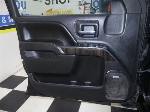 Used 2015 GMC Sierra 3500 Denali w/ Duramax Plus Package image 22