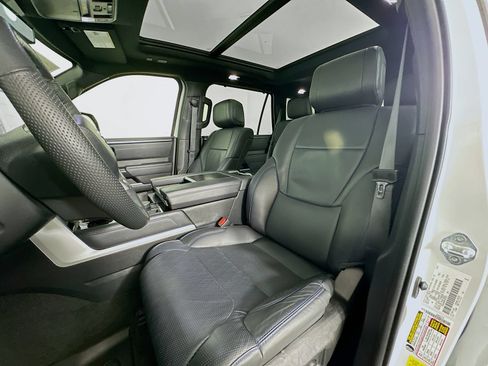 Certified 2024 Toyota Sequoia Platinum AWD/4WD image 21
