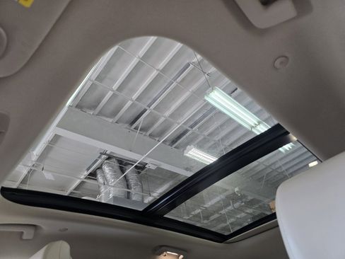 Used 2020 Lincoln Nautilus Reserve image 3