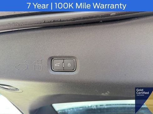 Used 2025 Ford Expedition Platinum AWD/4WD image 14