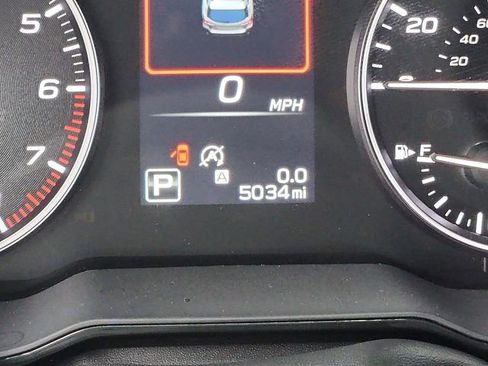 Used 2025 Subaru Outback Premium image 19