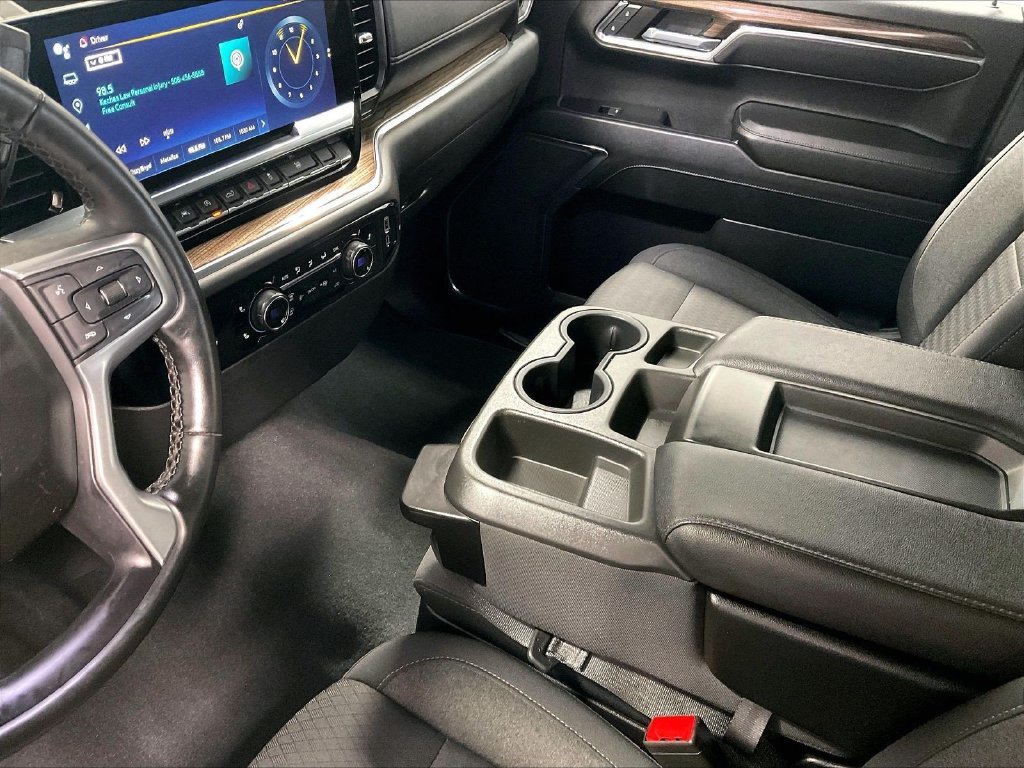 Used 2023 Chevrolet Silverado 1500 LT AWD/4WD image 20