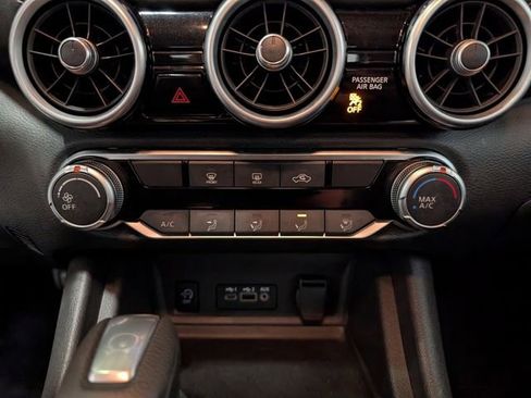 Used 2025 Nissan Sentra SV image 21