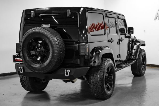 Used 2015 Jeep Wrangler Unlimited Sahara w/ Connectivity Group AWD/4WD image 11