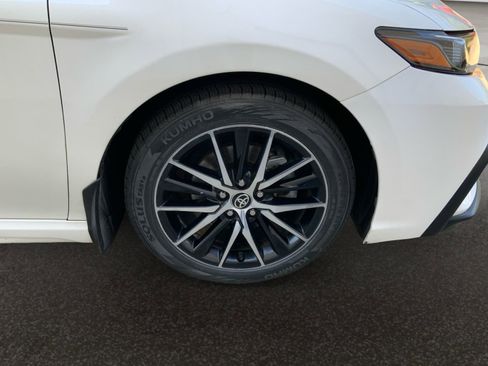 Used 2024 Toyota Camry SE FWD image 35