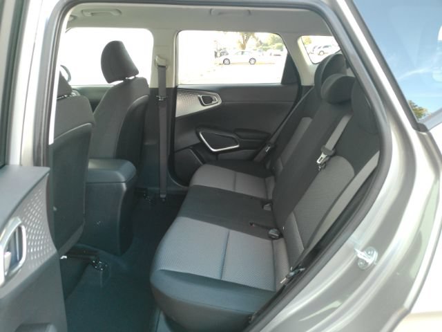 Used 2023 Kia Soul LX w/ LX Technology Package FWD image 15