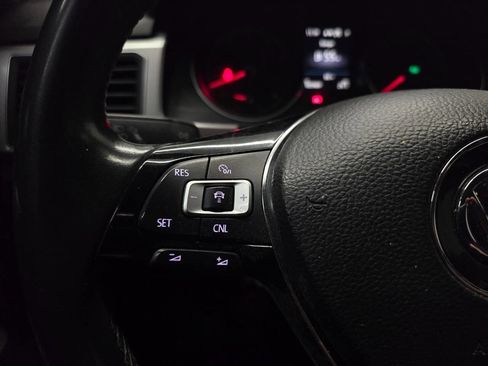 Used 2018 Volkswagen Atlas SE image 23