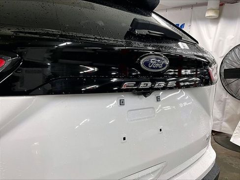 Used 2022 Ford Edge SEL AWD/4WD image 28