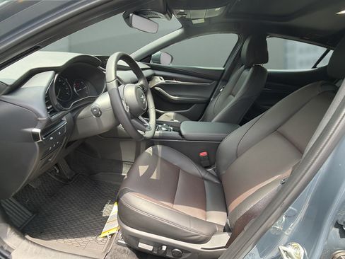 New 2026 MAZDA MAZDA3 2.5 S Hatchback w/ Premium Pkg FWD image 10