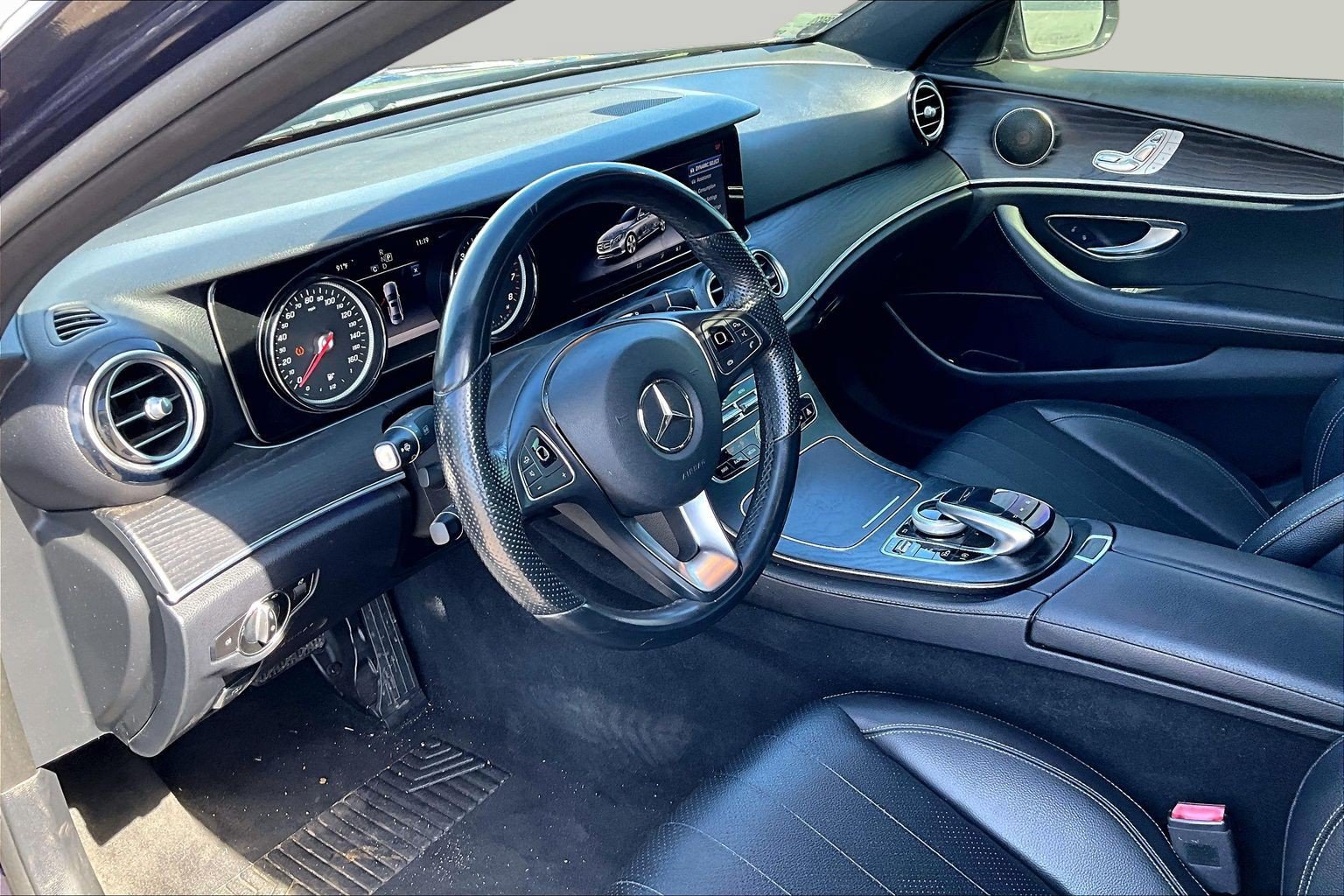 Used 2018 Mercedes-Benz E 300 w/ AMG Line Exterior image 7