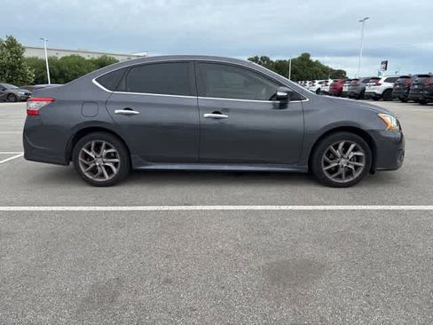 Used 2015 Nissan Sentra SR w/ Navigation Package FWD image 6