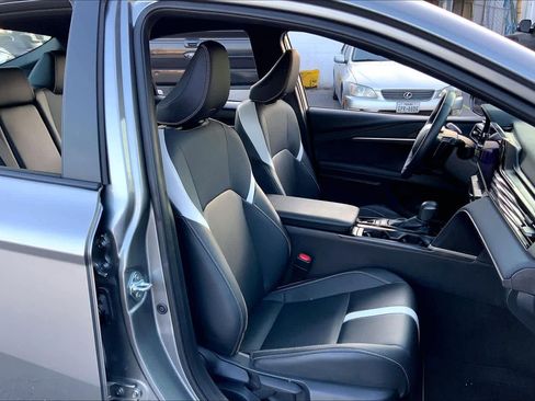 Used 2025 Toyota Camry SE w/ Multimedia Upgrade Package image 9