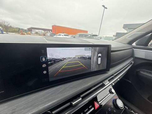 New 2025 Hyundai Santa Fe Limited image 17