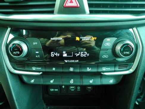 Used 2020 Hyundai Santa Fe Limited image 51