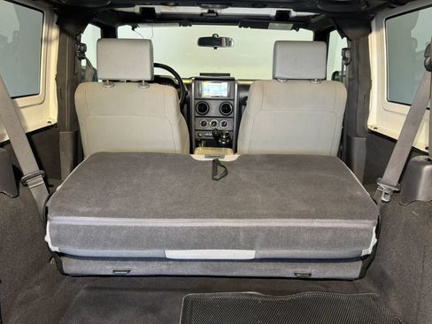 Used 2009 Jeep Wrangler X AWD/4WD image 26