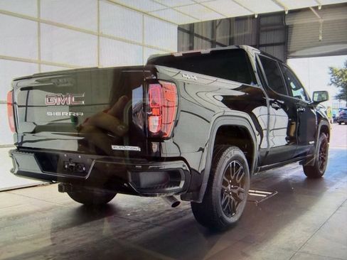 Used 2025 GMC Sierra 1500 Elevation AWD/4WD image 6