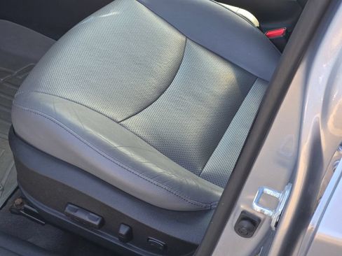 Used 2015 Hyundai Elantra Limited FWD image 26