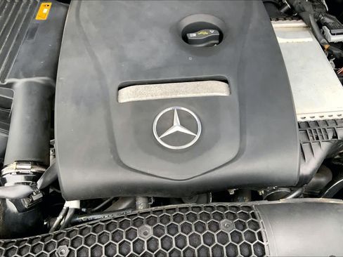 Used 2019 Mercedes-Benz GLC 300 GLC 300 image 31