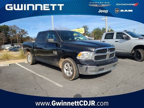 Used 2021 RAM 1500 Classic SLT image 1
