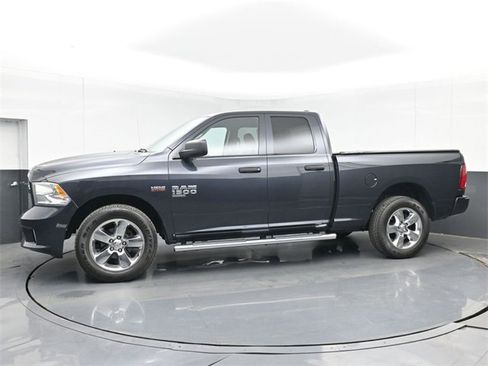 Used 2019 RAM 1500 Express w/ Express Value Package image 11