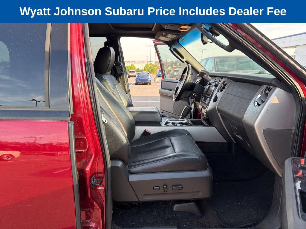 Used 2013 Ford Expedition Limited RWD image 41