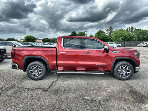 New 2026 GMC Sierra 1500 SLT AWD/4WD image 10