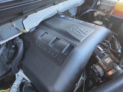 Used 2013 Ford F150 XLT w/ Luxury Equipment Group image 42