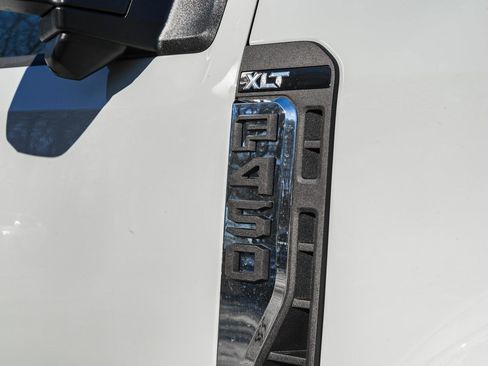 New 2026 Ford F450 XLT w/ 360-Degree Camera Package image 15