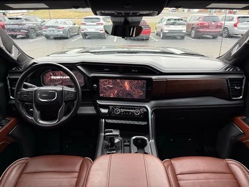 Used 2023 GMC Sierra 1500 Denali Ultimate image 25