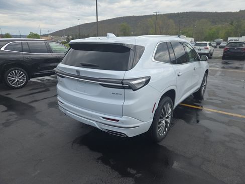 New 2026 Buick Enclave Avenir w/ Super Cruise Package AWD/4WD image 9
