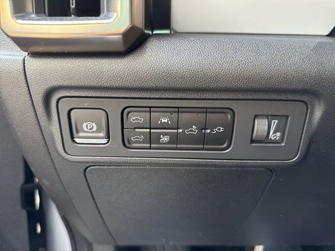Used 2025 GMC Hummer EV 3X AWD/4WD image 75