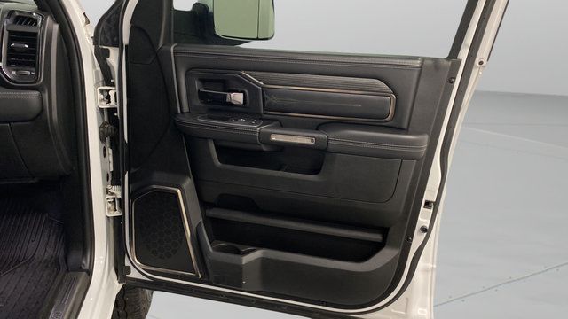 Used 2022 RAM 3500 Limited AWD/4WD image 32
