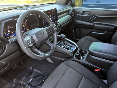 Used 2025 Chevrolet Colorado Trail Boss AWD/4WD image 29