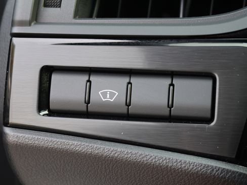 Certified 2022 Lexus ES 300h F Sport image 14